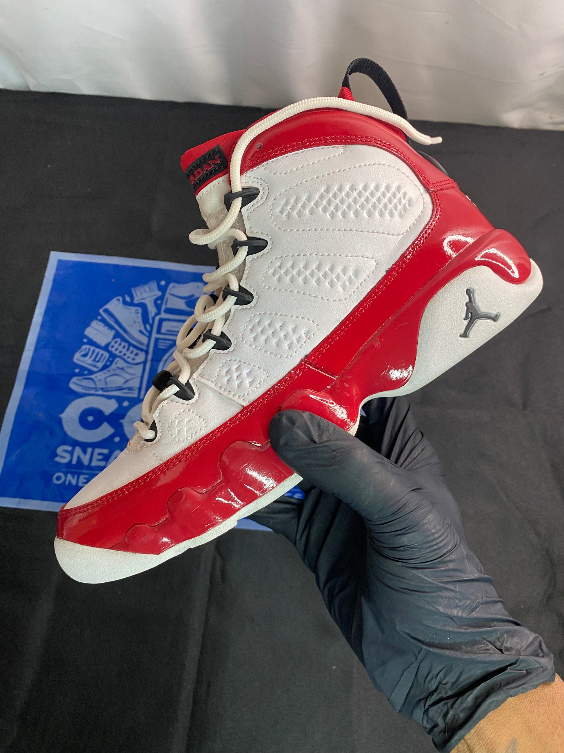 Jordan 9 ‘Gym Red’ Size 5.5